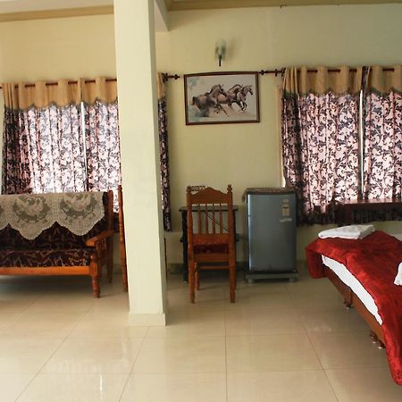 Adam Beach Resort Kovalam Exterior photo
