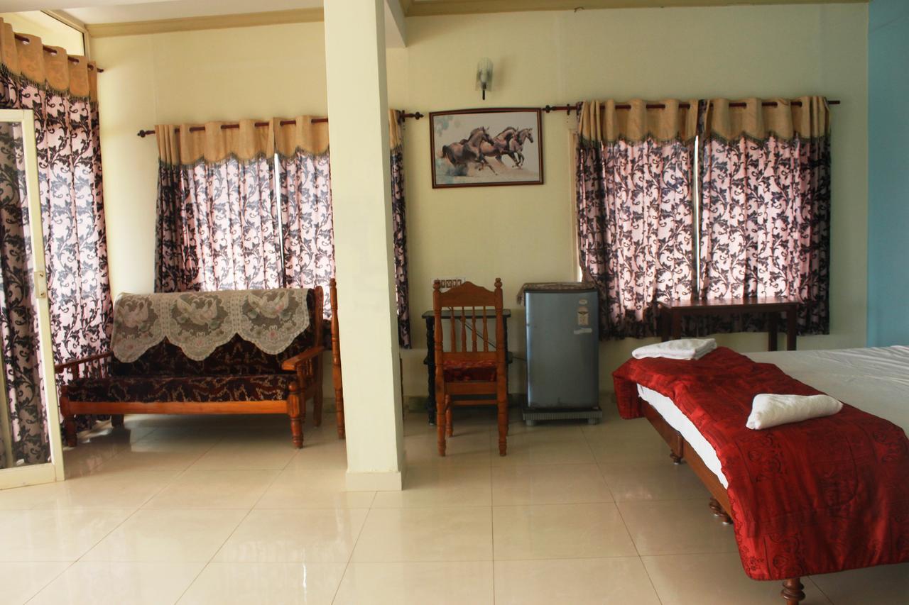 Adam Beach Resort Kovalam Exterior photo