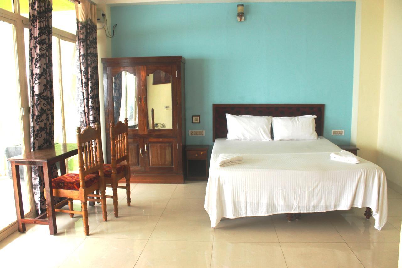 Adam Beach Resort Kovalam Exterior photo