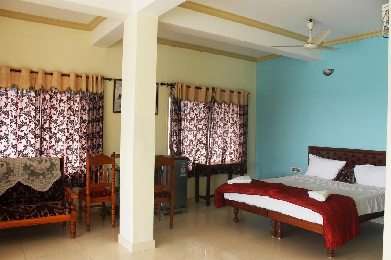 Adam Beach Resort Kovalam Exterior photo