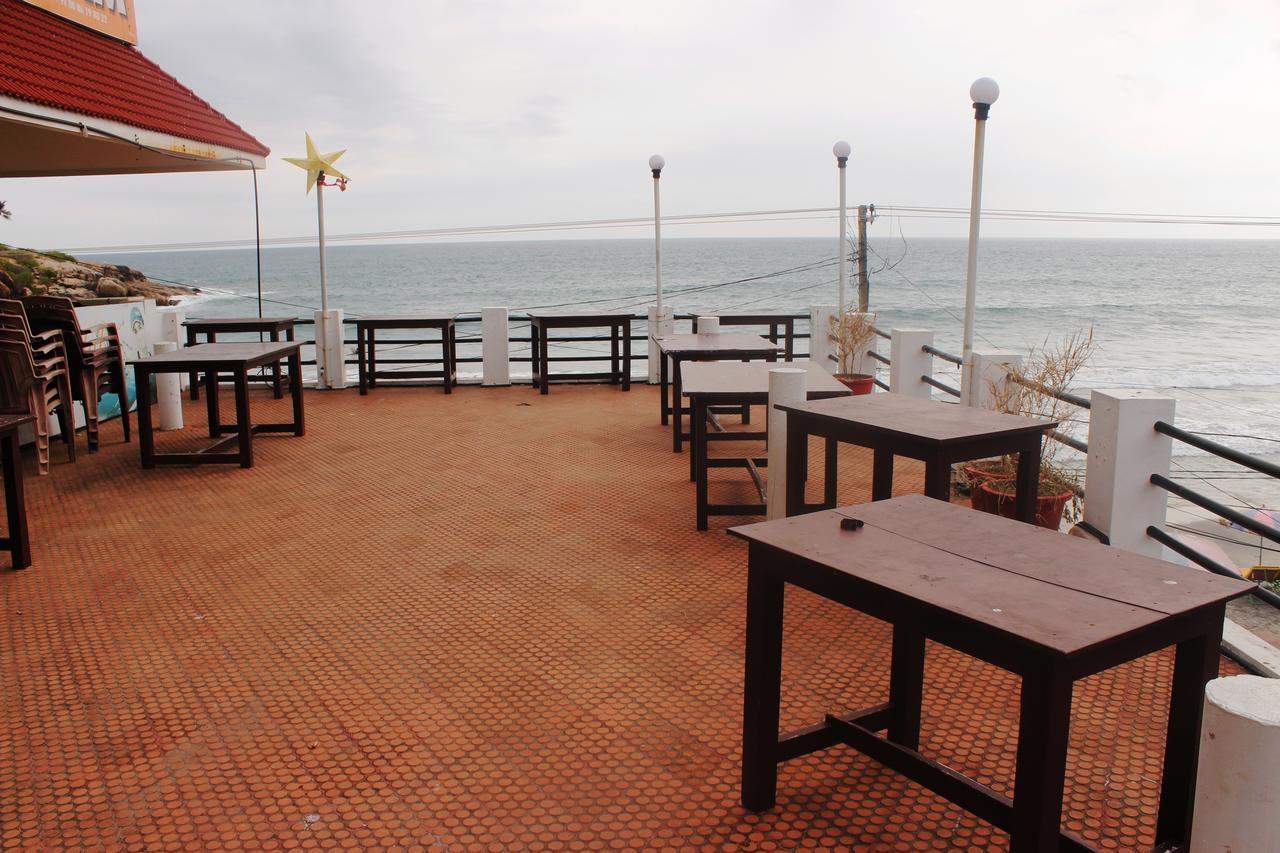 Adam Beach Resort Kovalam Exterior photo